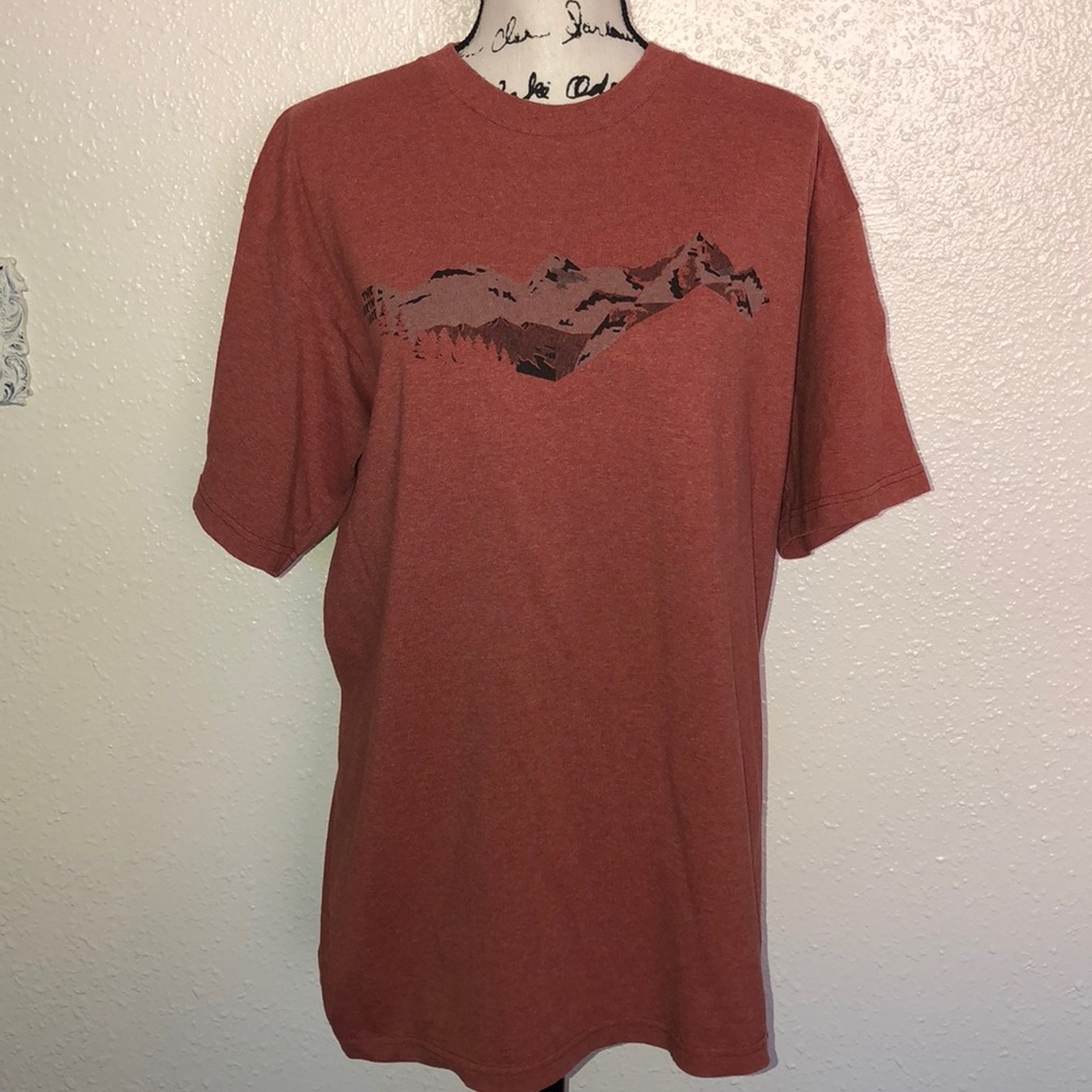 The North Face tee shirt